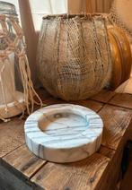 Marmeren asbak in een ronde vormgeving - vintage item, Ophalen of Verzenden, Zo goed als nieuw