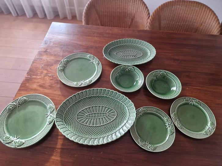 Groen Aardewerk Servies - Diverse Onderdelen, Huis en Inrichting, Keuken | Servies, Gebruikt, Bord(en), Overige stijlen, Aardewerk