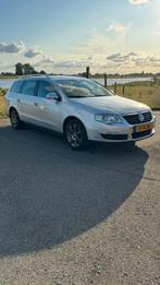 Volkswagen Passat 2.0 FSI 110KW Variant 2006 Grijs, Voorwielaandrijving, Stof, Zwart, 4 cilinders