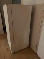 Oude Voorraadkast / Keukenkast GRATIS, Huis en Inrichting, Kasten | Kledingkasten, Ophalen, Gebruikt, 50 tot 100 cm, 25 tot 50 cm