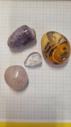 Stenen: Barnsteen, Rozenkwarts, Amethist, Bergkristal., Ophalen of Verzenden, Mineraal