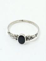 Zilveren Ring met Onyx, Sieraden, Tassen en Uiterlijk, Ringen, 18 tot 19, Zo goed als nieuw, Zilver, Zilver