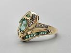 Gouden Vintage ring edelsteen smaragd en diamant. 2024/212., Groen, Goud, Met edelsteen, 17 tot 18