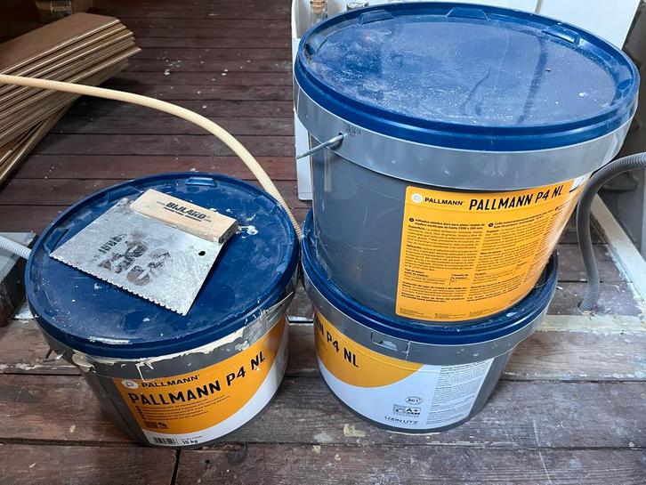 Pallmann P4 Parketlijm - Nieuw!, Doe-het-zelf en Verbouw, Verf, Beits en Lak, Nieuw, 15 tot 20 liter, Grijs, Ophalen