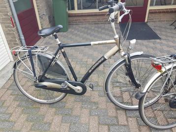 Heren en dames fiets te koop zie omschrijving  beschikbaar voor biedingen