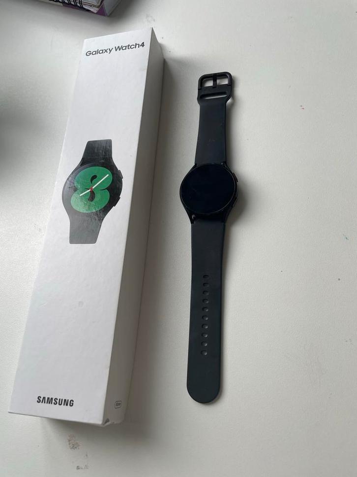 Samsung Galaxy Watch 4 - Zwart, Sieraden, Tassen en Uiterlijk, Smartwatches, Zo goed als nieuw, Android, Zwart, Afstand, Waterdicht