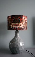 Grijze aardewerk voet met velours kap - H 50cm, Huis en Inrichting, Lampen | Tafellampen, Ophalen of Verzenden, Zo goed als nieuw