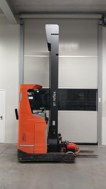 TOYOTA RRE140HE, Zakelijke goederen, Machines en Bouw | Heftrucks en Intern transport, Reachtruck, Elektrisch, 1000 tot 2000 kg