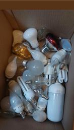 Doos met diverse lampen en spaarlampen, Ophalen of Verzenden, Zo goed als nieuw, E27 (groot), Spaarlamp