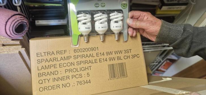 Spiraal lamp, Hobby en Vrije tijd, Elektronica-componenten, Zo goed als nieuw, Ophalen of Verzenden
