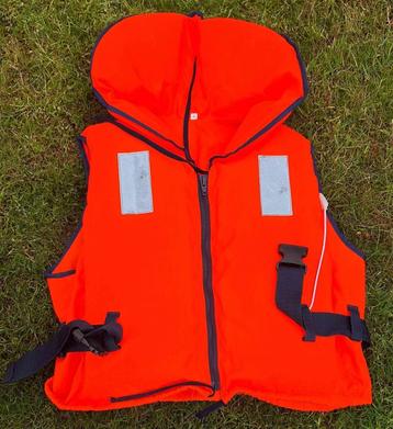 Zwemvest kind (40-60 kg) beschikbaar voor biedingen