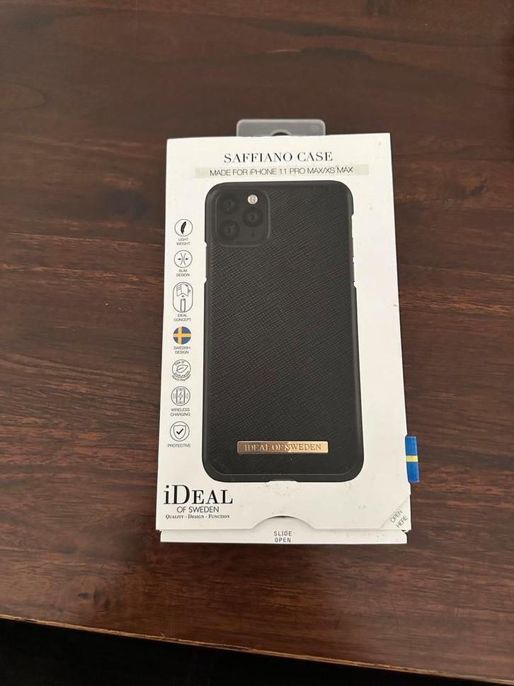 Ideal of sweden hoesje zwart Apple iPhone 11 Pro Max/XS Max, Telecommunicatie, Mobiele telefoons | Hoesjes en Frontjes | Apple iPhone