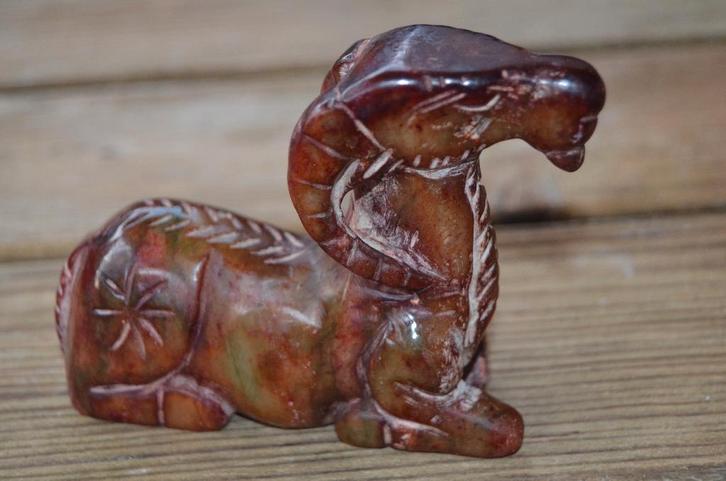 Chinees beeldje mythologisch dier 19e/20e eeuw, Antiek en Kunst, Kunst | Niet-Westerse kunst, Ophalen of Verzenden