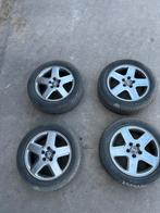 Winterbanden volvo v40, Auto diversen, Wieldoppen, Ophalen, Gebruikt