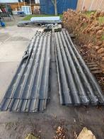 Partij dakpanplaten, Doe-het-zelf en Verbouw, Gebruikt, Zwart, 15 m² of meer, Metaal