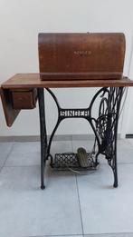 Antieke Singer Naaimachine met Tafel, Ophalen
