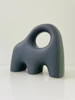 Moderne keramieken sculptuur – minimalistisch design, Ophalen of Verzenden