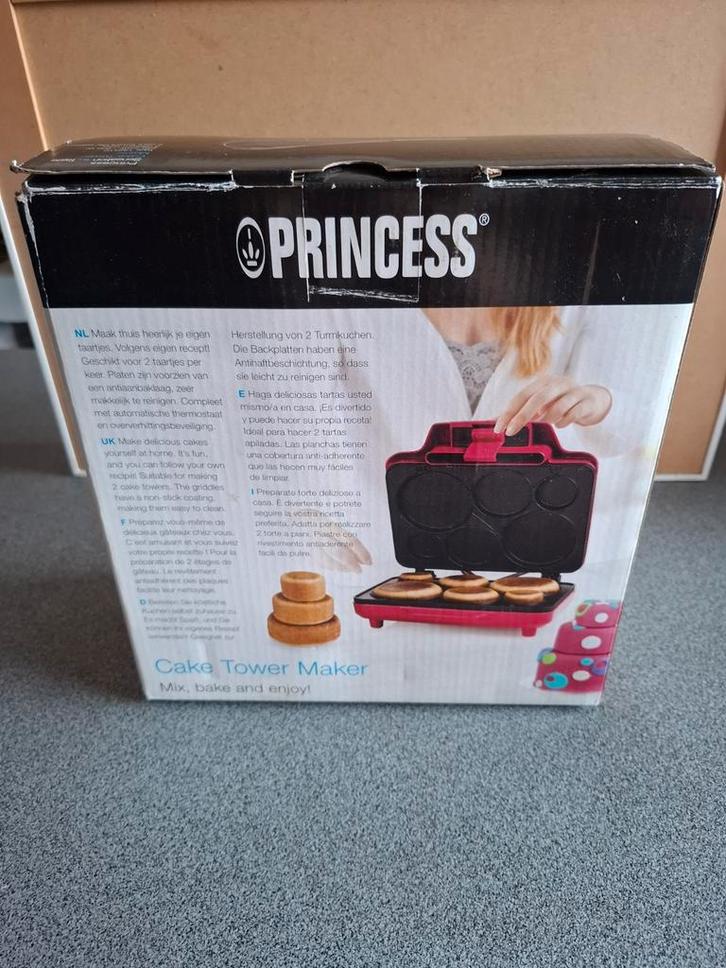 Cake Tower maker, Hobby en Vrije tijd, Taarten en Cupcakes maken, Nieuw, Ophalen of Verzenden