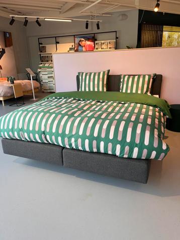 Auping boxspring grijs 180/220 1 motor beschikbaar voor biedingen