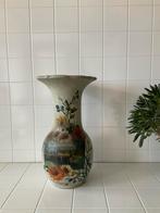 Vaas beschilderd met bloemenpatroon en landschapsschilderij, Ophalen