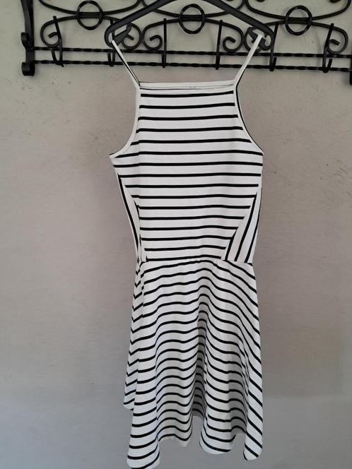 Zeer leuk en bijna nieuw soepel vallende jurkje, ONLY, Kleding | Dames, Jurken, Zo goed als nieuw, Maat 36 (S), Boven de knie