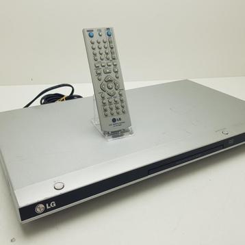 LG DVX161 DVD Speler met afstandsbediening beschikbaar voor biedingen