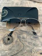 Rayban zonnebril, Sieraden, Tassen en Uiterlijk, Zonnebrillen en Brillen | Heren, Ophalen of Verzenden, Zo goed als nieuw, Ray-Ban