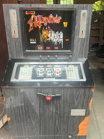 Mayfair gokautomaat beschikbaar voor biedingen