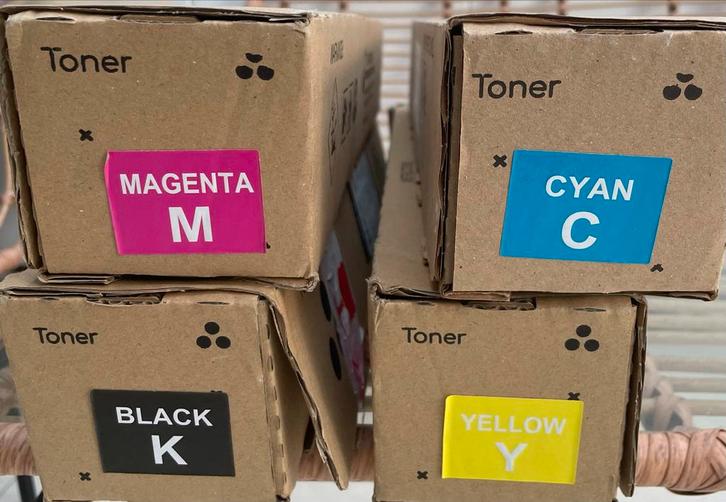 Ricoh Toner Set - 4 Kleuren🫟, Computers en Software, Printerbenodigdheden, Nieuw, Toner, Ophalen