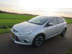 Ford Focus 1.0 101 pk Eco Boost 5drs Navigatie Airco 2013, Auto diversen, Schadeauto's, Handgeschakeld, Ford, Zilver of Grijs