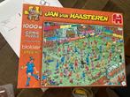 Jan van Haasteren - WK Vrouwenvoetbal 1000 puzzelstukjes, Hobby en Vrije tijd, Denksport en Puzzels, Ophalen of Verzenden, 500 t/m 1500 stukjes