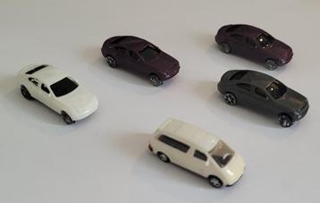 N-spoor 5 moderne auto's 1:160 beschikbaar voor biedingen