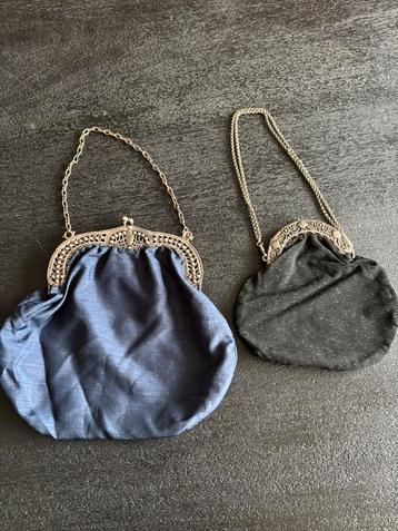 Antiek zilver beugeltas Antieke zilveren tasjes beschikbaar voor biedingen
