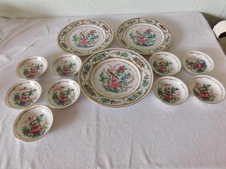 9 Chinees porselein schaaltjes Familie Rose, dsn 10 cm, bord, Huis en Inrichting, Keuken | Servies, Gebruikt, Overige typen, Overige stijlen