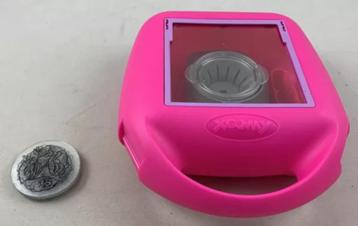 Xoomy Ravensburger draagbare tekenset tekenmachine reisspel beschikbaar voor biedingen