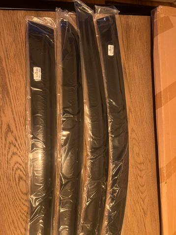 Zijwindschermen Golf 5 nieuw in doos! beschikbaar voor biedingen