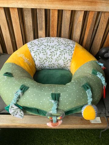Zitzak voor baby ( poef ) beschikbaar voor biedingen