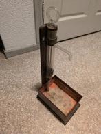 Antieke Laboratorium Dispenser, Ophalen