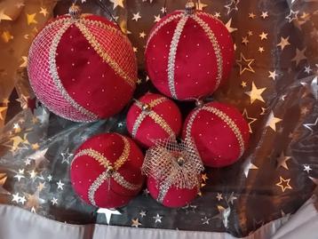 Handgemaakte kerstballen (onbreekbaar) beschikbaar voor biedingen