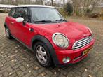 Mini 1.6 16V Cooper 2008 Rood, Auto's, Mini, Voorwielaandrijving, Stof, Handgeschakeld, 19 km/l