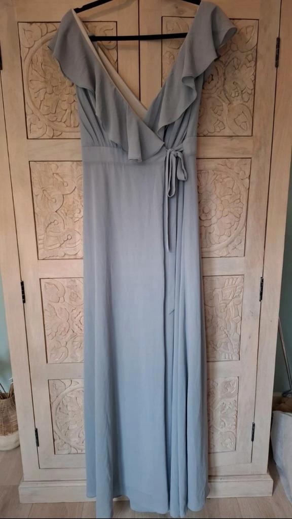 TFNC London Janevan Maxi Jurk - Nieuw met kaartjes!, Kleding | Dames, Jurken, Nieuw, Maat 38/40 (M), Grijs, Onder de knie, Ophalen of Verzenden