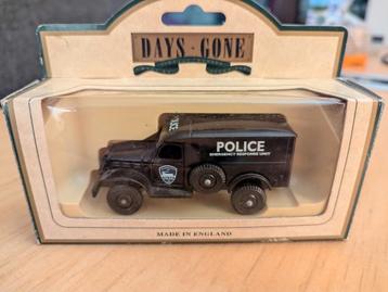 Vintage Days Gone 1942 Dodge Politie Auto beschikbaar voor biedingen
