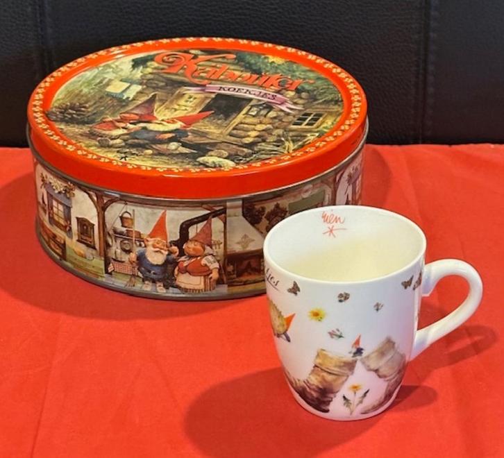 Rien Poortvliet, kabouter mok Spelletjes / koekjestrommel, Huis en Inrichting, Keuken | Servies, Gebruikt, Overige typen, Overige stijlen