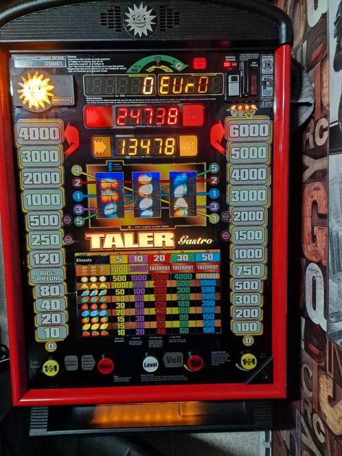 Wand gokkast, Verzamelen, Automaten | Gokkasten en Fruitautomaten, Zo goed als nieuw, Euro, Met sleutels, Ophalen