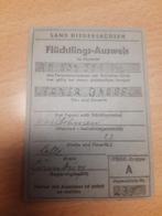 Fluchtlings-Ausweis (Eind WW2), Verzamelen, Verzenden, Landmacht, Duitsland, Boek of Tijdschrift