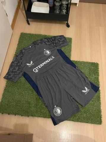 Feyenoord Trainingspak 2025 - 2026 Maat XL beschikbaar voor biedingen