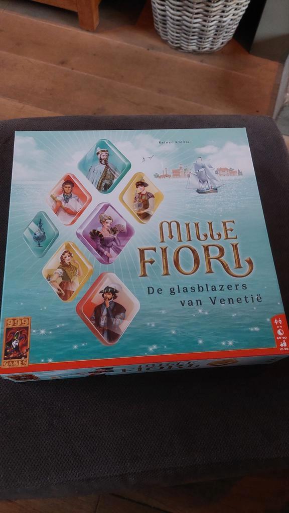 Mille Fiori Bordspel - De Glasblazers van Venetië, Hobby en Vrije tijd, Gezelschapsspellen | Bordspellen, Zo goed als nieuw, Drie of vier spelers