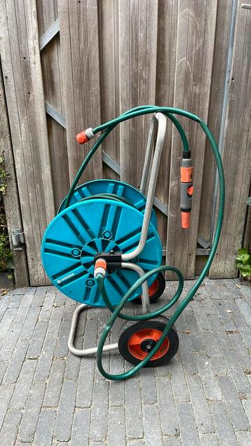 Gardena tuinslangenhaspel met tuinslang beschikbaar voor biedingen
