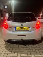 Peugeot 208 1.6 GTI 147KW 3-D 2015 PANORAMA Wit, Auto's, Peugeot, Voorwielaandrijving, Zwart, Leder en Stof, Wit