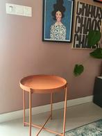 Oranje metalen bijzettafel, Huis en Inrichting, Tafels | Bijzettafels, Minder dan 55 cm, Metaal of Aluminium, Rond, Zo goed als nieuw